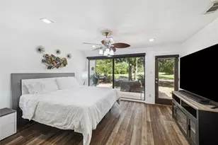 64 N Timber Top Dr, The Woodlands, TX 77380 - Photo 21