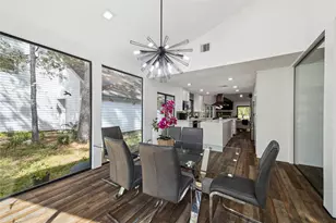 64 N Timber Top Dr, The Woodlands, TX 77380 - Photo 7