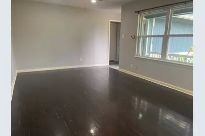 603 Center Way Street, Lake Jackson, TX 77566 - Photo 5