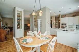 108 Buffalo Trail, Lake Jackson, TX 77566 - Photo 7