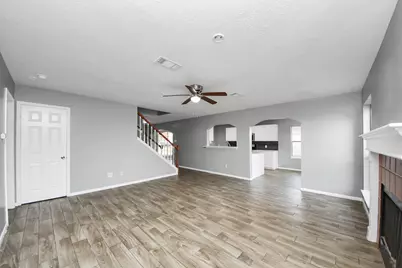 4805 E Columbary Drive, Rosenberg, TX 77471 - Photo 3