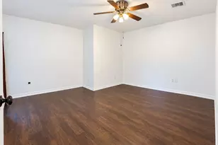2605 N Abell St, Wharton, TX 77488 - Photo 7