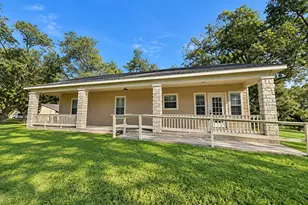 2605 N Abell St, Wharton, TX 77488 - Photo 17