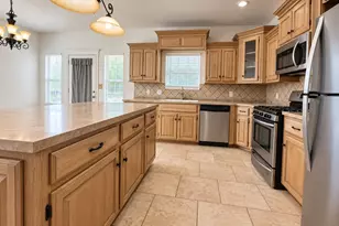 2605 N Abell St, Wharton, TX 77488 - Photo 5