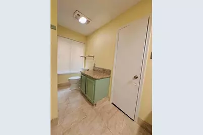 3230 Meadway Drive, Houston, TX 77082 - Photo 7