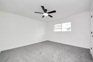 1418 San Sebastian Ln, Nassau Bay, TX 77058 - Photo 31