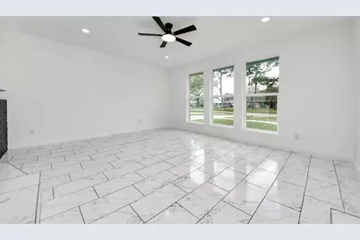 1418 San Sebastian Lane, Nassau Bay, TX 77058 - Photo 9