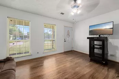 6415 Limestone Street, Houston, TX 77092 - Photo 3