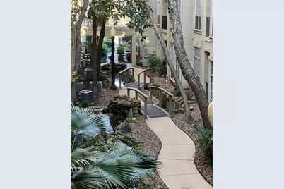5353 Memorial Drive #2075, Houston, TX 77007 - Photo 17