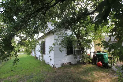 7002 Avenue O, Houston, TX 77011 - Photo 15