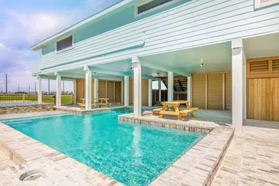 3120 Hwy 87, Crystal Beach, TX 77650 - Photo 1