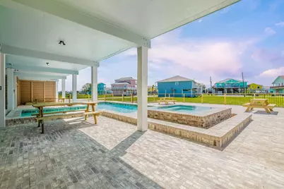 3120 Hwy 87, Crystal Beach, TX 77650 - Photo 27