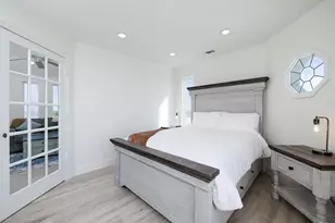 3120 Hwy 87, Crystal Beach, TX 77650 - Photo 11