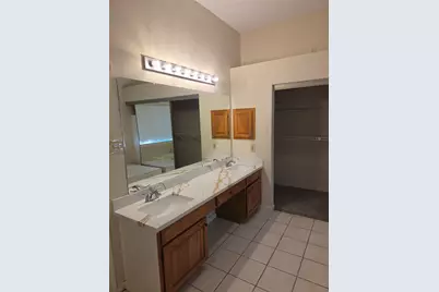 15114 Farndale Drive, Houston, TX 77062 - Photo 11