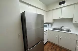 2600 Bellefontaine St, Houston, TX 77025 - Photo 5