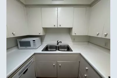 2600 Bellefontaine Street #A18, Houston, TX 77025 - Photo 5
