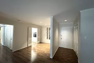 2600 Bellefontaine St, Houston, TX 77025 - Photo 3