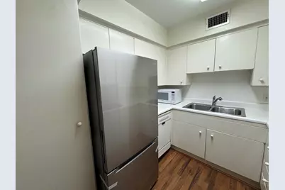 2600 Bellefontaine Street #A18, Houston, TX 77025 - Photo 3
