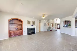 19230 Canyon Bay Dr, Tomball, TX 77377 - Photo 11