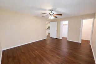 1611 Campbell Ln, Galveston, TX 77551 - Photo 9