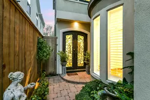 2112 McDuffie St, Houston, TX 77019 - Photo 25