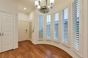 2112 McDuffie St, Houston, TX 77019 - Photo 11