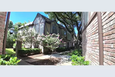14703 Barryknoll Lane #26, Houston, TX 77079 - Photo 9