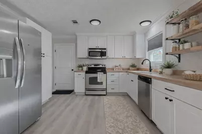 1108 County Road 136A, Alvin, TX 77511 - Photo 9