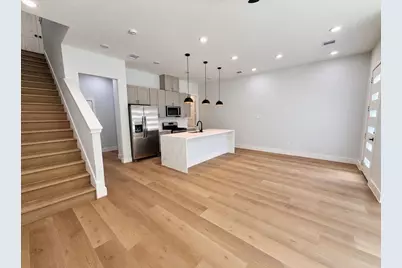 1418 Buescher Drive, Houston, TX 77043 - Photo 7