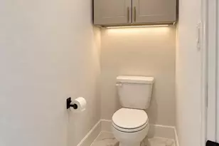 1418 Buescher Dr, Houston, TX 77043 - Photo 11