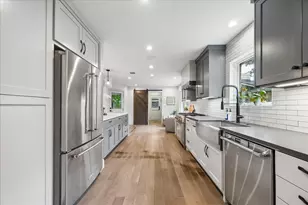 339 Wycliffe Dr, Houston, TX 77079 - Photo 15
