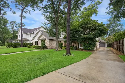 339 Wycliffe Drive, Houston, TX 77079 - Photo 37
