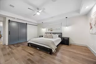 339 Wycliffe Dr, Houston, TX 77079 - Photo 21