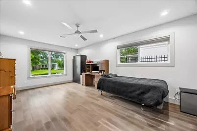 339 Wycliffe Drive, Houston, TX 77079 - Photo 29