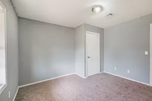 300 N Market St, Louise, TX 77455 - Photo 23