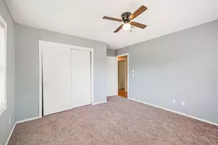 300 N Market St, Louise, TX 77455 - Photo 21