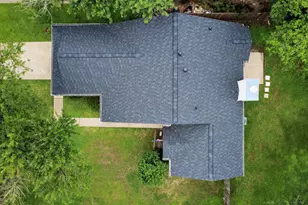 8447 Lake Crystal Dr, Houston, TX 77095 - Photo 17