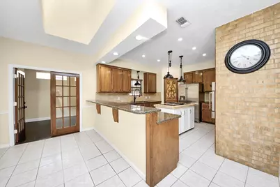 2310 Canterbury Court, Deer Park, TX 77536 - Photo 13