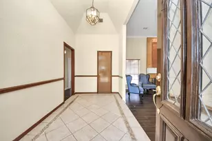 2310 Canterbury Ct, Deer Park, TX 77536 - Photo 5