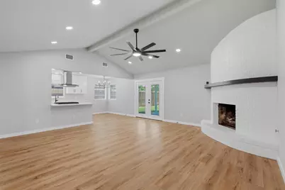 447 Castlebar Court, Houston, TX 77015 - Photo 7