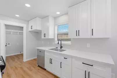 447 Castlebar Court, Houston, TX 77015 - Photo 13
