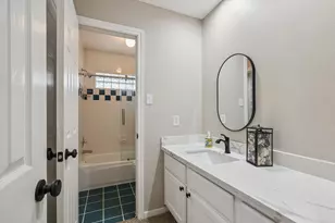 103 Chatsworth Cir, Sugar Land, TX 77479 - Photo 27