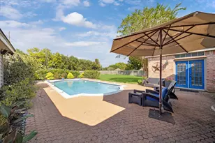 103 Chatsworth Cir, Sugar Land, TX 77479 - Photo 29