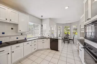 103 Chatsworth Cir, Sugar Land, TX 77479 - Photo 13