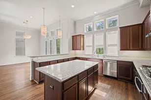 2710 Arabelle Grove, Houston, TX 77007 - Photo 13