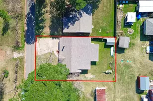 323 Lake Livingston Dr, Livingston, TX 77351 - Photo 3