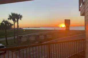 9520 Seawall Blvd, Galveston, TX 77554 - Photo 23