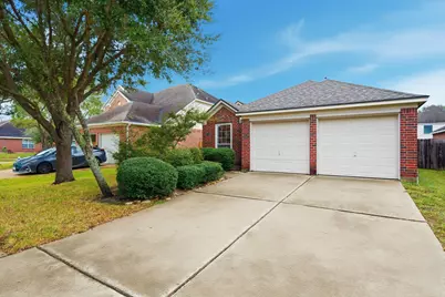 7214 Chasegrove Lane, Richmond, TX 77407 - Photo 3