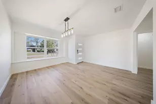 9115 Tanager St, Houston, TX 77036 - Photo 5