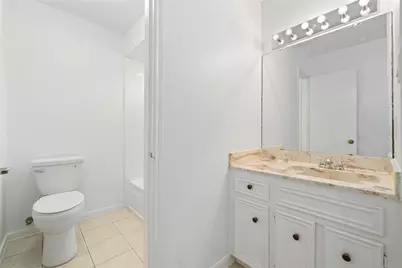 13742 Hollowgreen Drive #604, Houston, TX 77082 - Photo 5